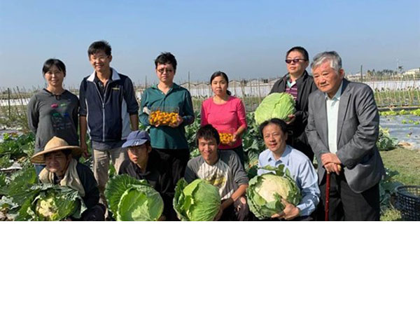 【中時電子報】蓮心園籌建庇護農場溫室  義賣巨無霸高麗菜